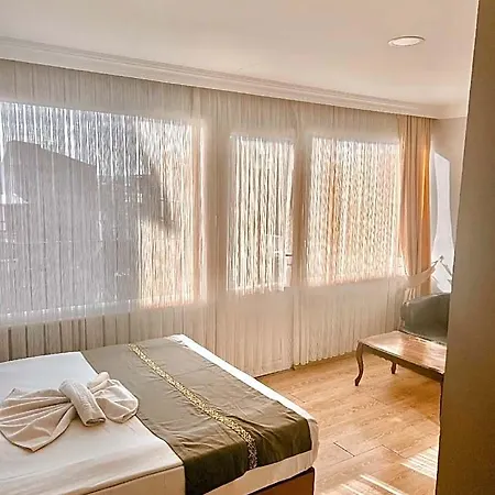 Grand Sami Hotel 3*